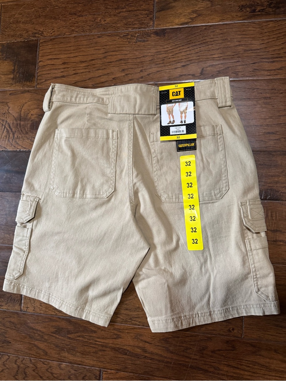 CAT Caterpillar Men’s Cargo Shorts Tan Size 32 Brand New With Tags Style#1981304
